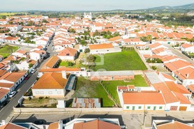 Moradia > T6 - Vila Nova da Baronia, Alvito, Beja - Miniatura: 51/59