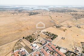 Moradia T4 - Campo, Reguengos de Monsaraz, �vora - Miniatura: 57/61