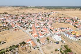 Moradia T4 - Campo, Reguengos de Monsaraz, �vora - Miniatura: 61/61