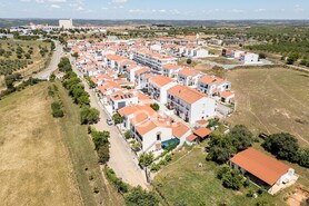 Moradia T3 - N�o Definido, N�o Definido, N�o Definido - Miniatura: 36/37