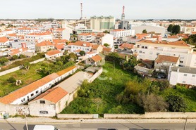 Moradia T5 - Marinha Grande, Marinha Grande, Leiria - Miniatura: 42/45