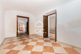 Moradia - Nossa Senhora da Concei��o e S�o Bartolomeu, Vila Vi�osa, �vora - Miniatura: 31/65