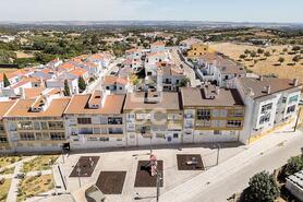 Apartamento T2 - Nossa Senhora da Concei��o e S�o Bartolomeu, Vila Vi�osa, �vora - Miniatura: 34/36
