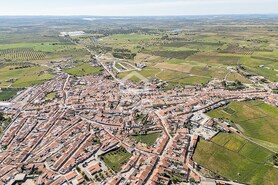 Moradia T4 - Amareleja, Moura, Beja - Miniatura: 77/82