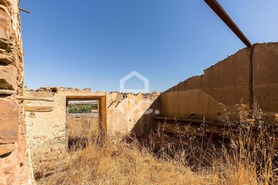 Moradia T2 - Alcaria Ruiva, M�rtola, Beja - Miniatura: 15/31
