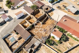 Moradia T2 - Alcaria Ruiva, M�rtola, Beja - Miniatura: 18/31