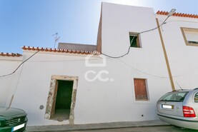 Moradia T3 - Mouro, Mouro, vora