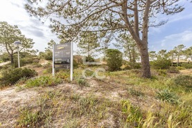 Apartamento T2 - Carvalhal, Gr�ndola, Set�bal - Miniatura: 60/74