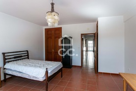 Pr�dio T4 - Amareleja, Moura, Beja - Miniatura: 14/36