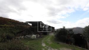 Moradia T3 - S. Jo�o de Fontoura, Resende, Viseu - Miniatura: 25/28