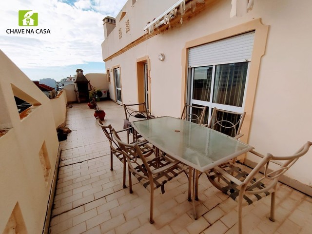 Apartamento T4 em Olhão
