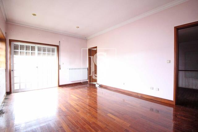 Moradia T4 em Guimar�es