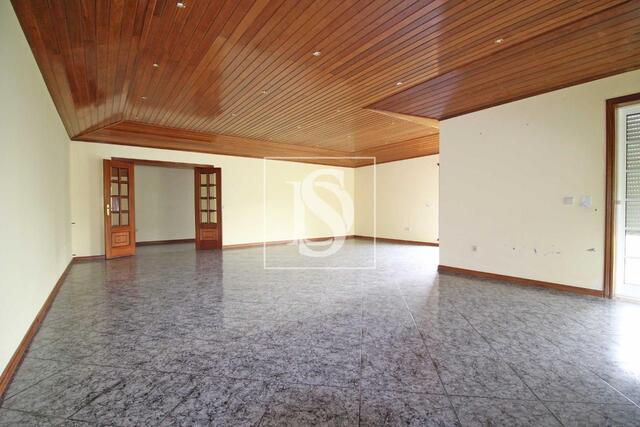 Moradia T5 em Cabeceiras de Basto