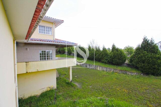 Moradia T5 em Cabeceiras de Basto