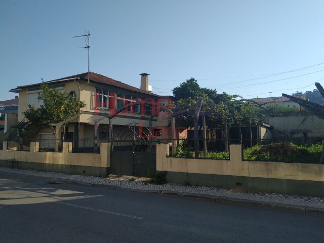 Moradia T3 em Vale de Cambra
