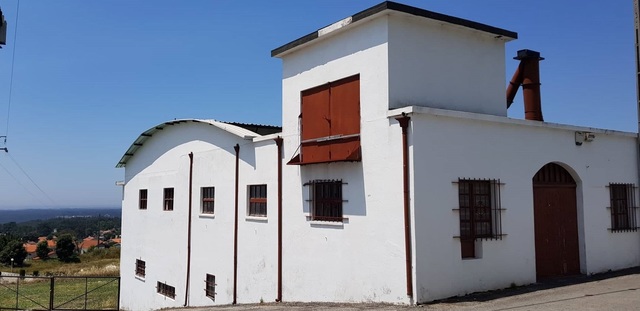 Armaz�m T0 em Albergaria-a-Velha