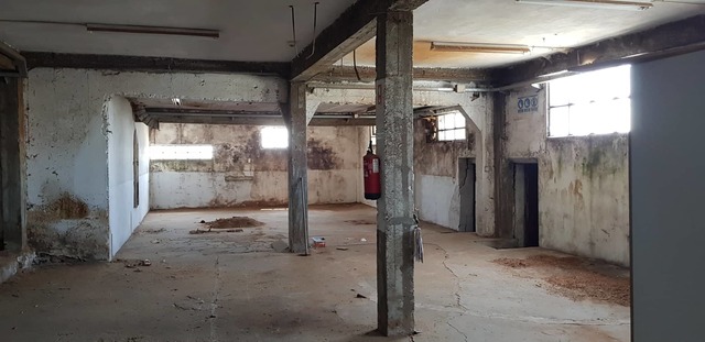 Armaz�m T0 em Albergaria-a-Velha