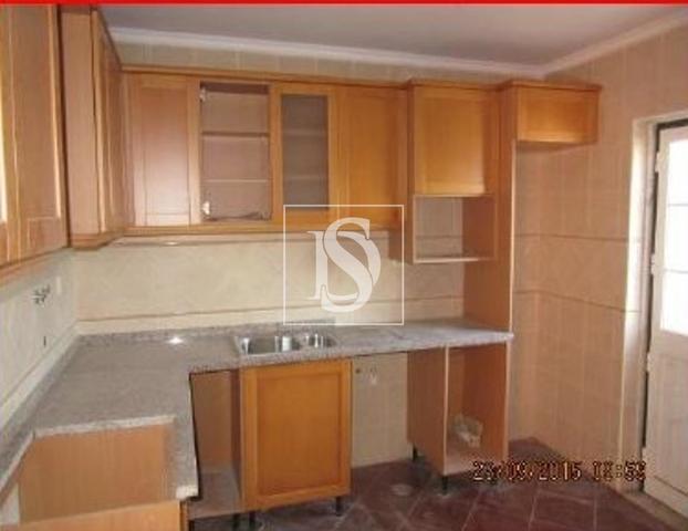 Moradia T5 em Alpiar�a