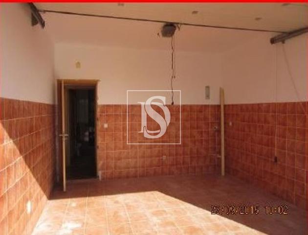 Moradia T5 em Alpiar�a