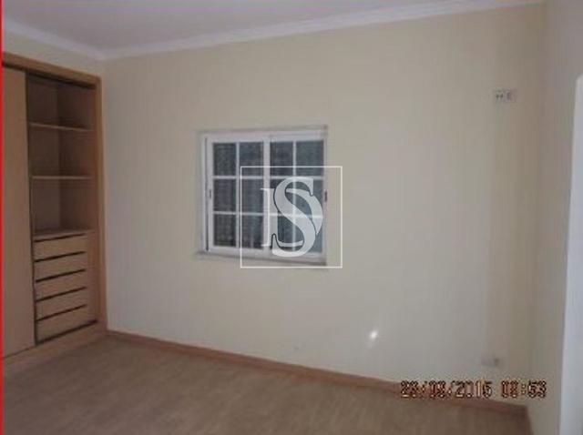 Moradia T5 em Alpiar�a