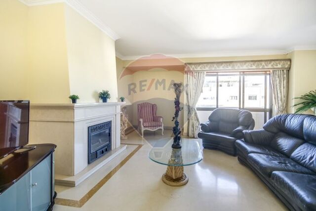 Apartamento T4 em Lisboa