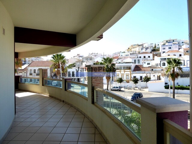 Apartamento T2 em Lagoa (Algarve)