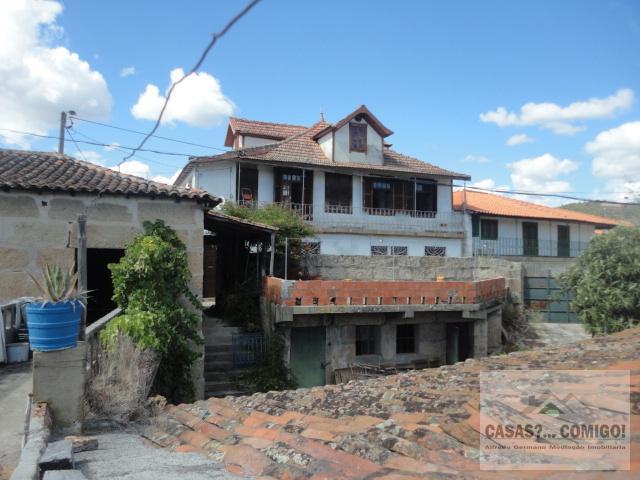 Moradia T4 em Vila Flor