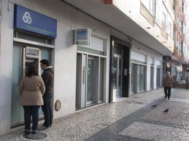 Escrit�rio T0 em Amadora