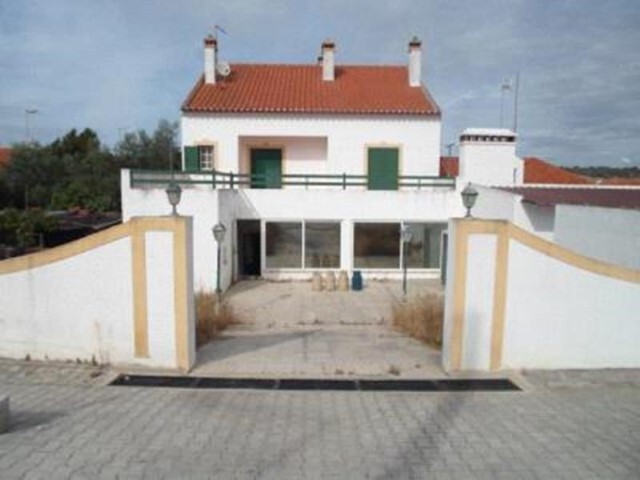 Prédio T2 em Alcácer do Sal