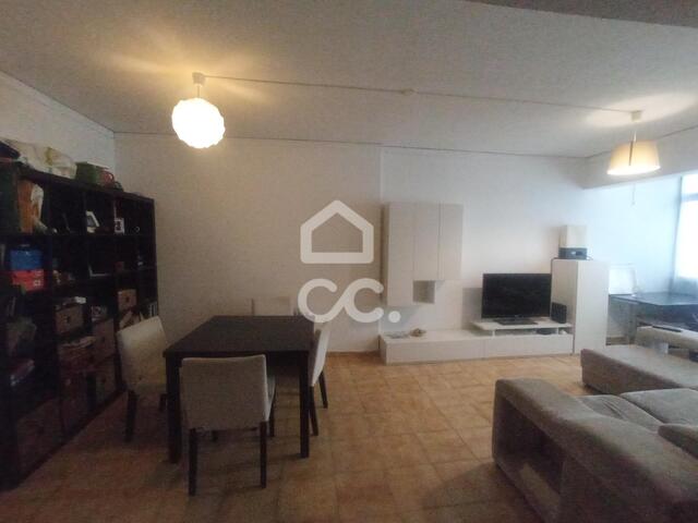 Apartamento T1 em Almada