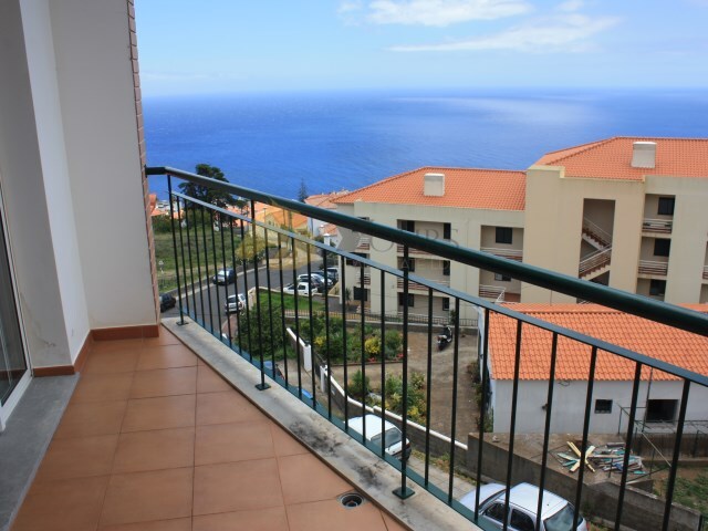 Apartamento T1 em Santa Cruz