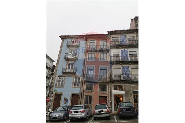 Prédio T0 em Porto