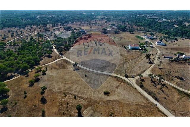Terreno em Grândola